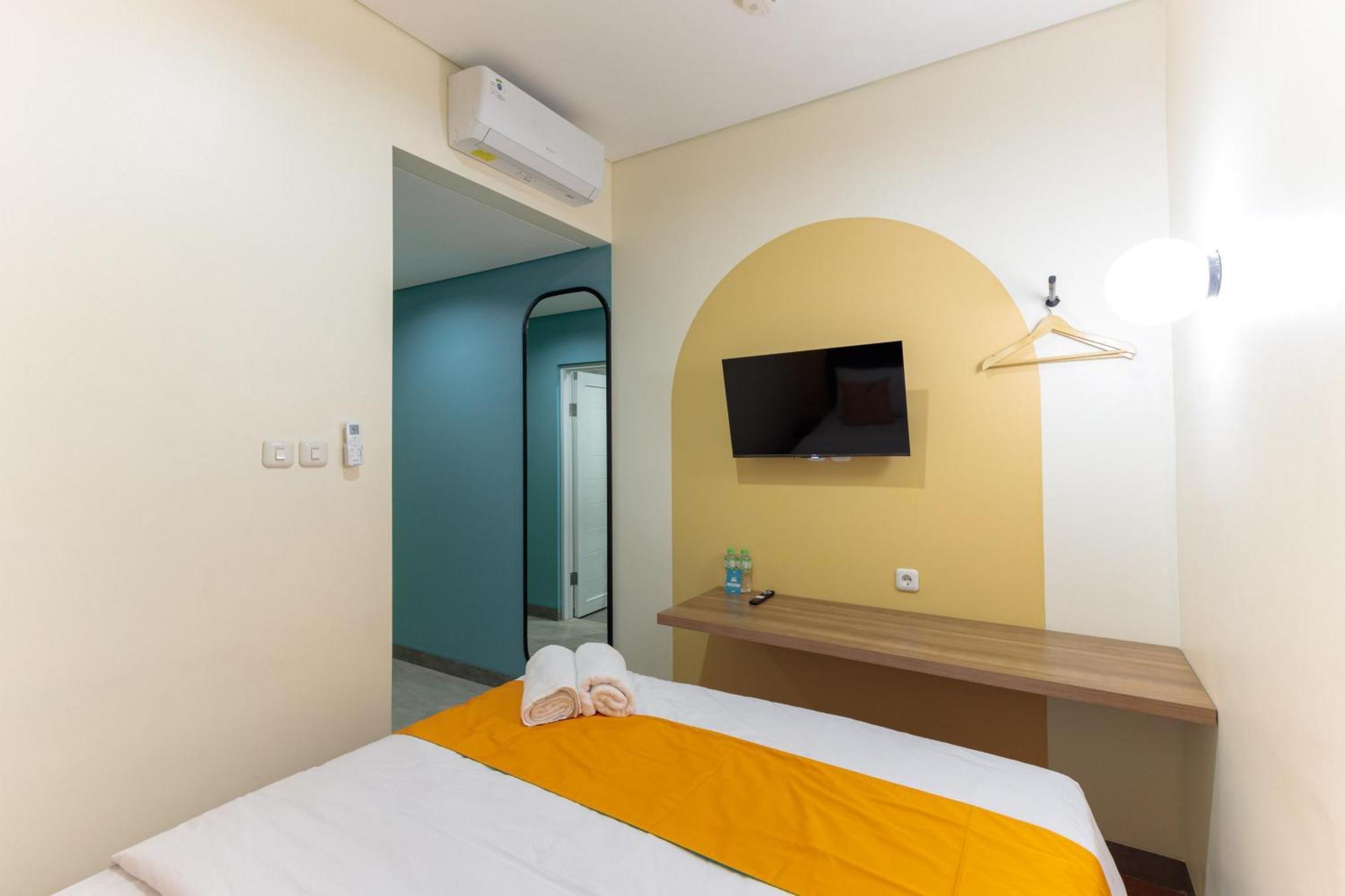 Sans Hotel Kelapa Gading Jakarta Bagian luar foto