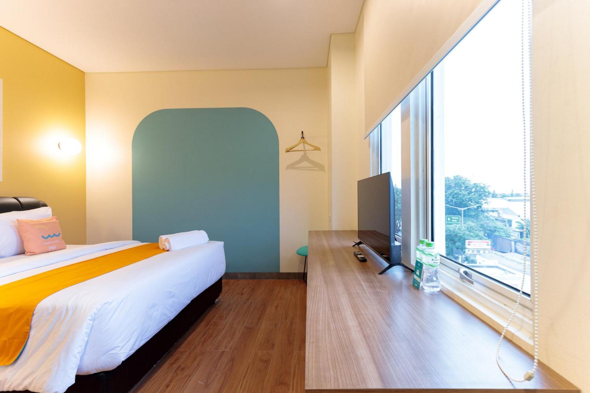 Sans Hotel Kelapa Gading Jakarta Bagian luar foto